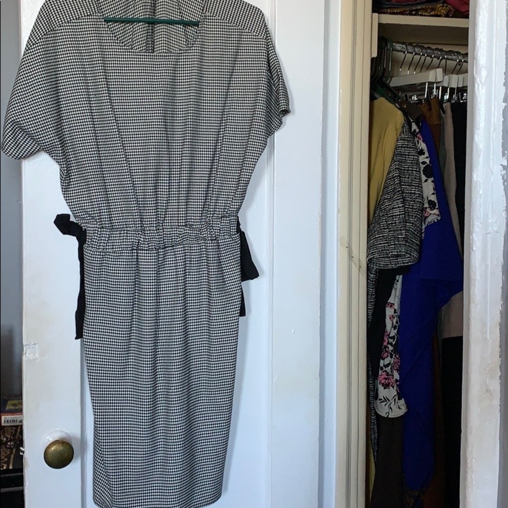 Checkered print dress with cinched waist
